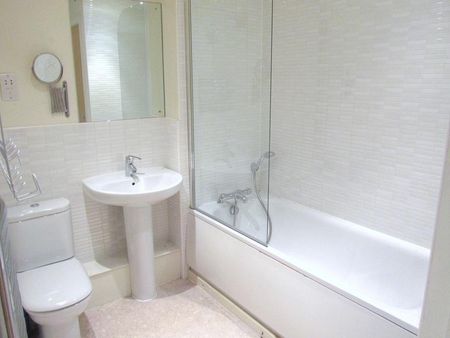 2 bedroom detached house to rent - Photo 5