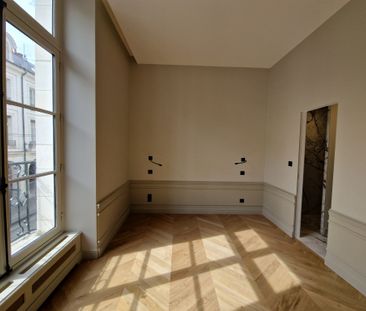 Location Appartement 4 pièces 87m² ORLEANS 45000 - Photo 2