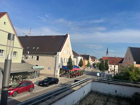 Große 3-Zimmer-Wohnung mitten in Schwabmünchen - Photo 2