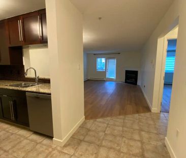 790 Kingsmere Crescent Southwest — Spacious 1 Bedroom Main Floor Un... - Photo 3