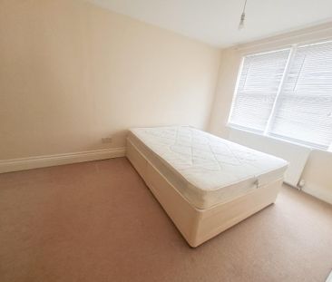 2 bedroom maisonette to rent - Photo 3