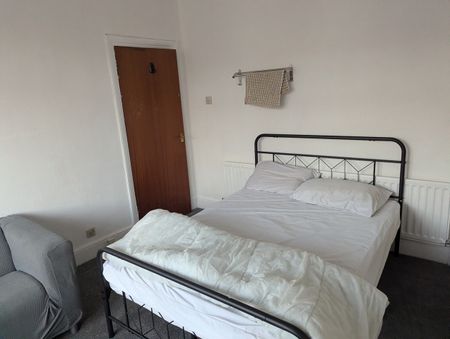 Room in a Shared House, Boundary Road, E13 - Photo 4