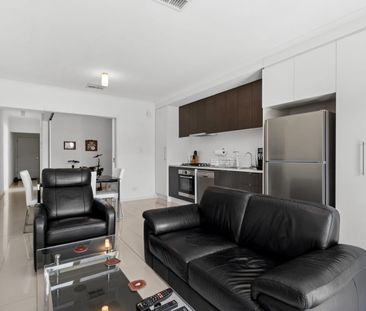 Modern & Low-Maintenance Living in Heart of Eyre - Photo 1