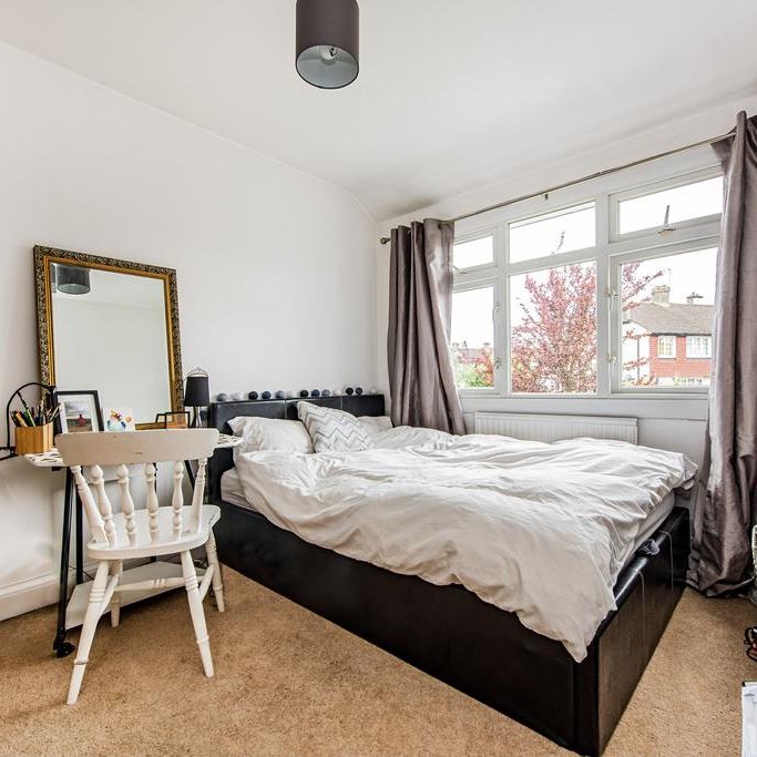 3 bedroom terraced house to rent - Photo 1