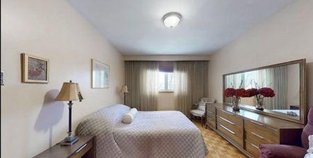 For Lease - 23 St. Paschal Court Unit# Room #1, Toronto, Ontario - Photo 3