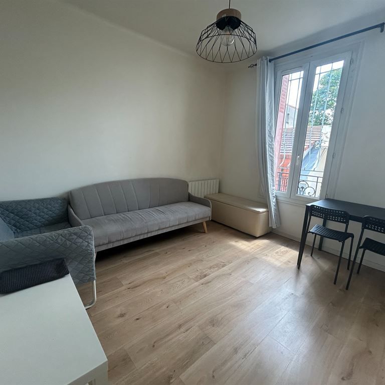 Location Appartement 4 pièces 60m² AUBERVILLIERS 93300 - Photo 1