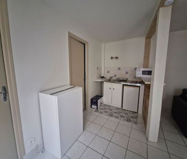 Location Appartement 1 pièce 23m² - Photo 1