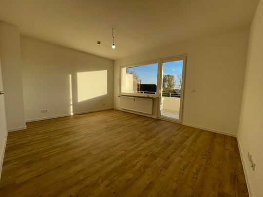 *Balkon*Erstbezug nach Kernsanierung*Tageslichtbad* - Photo 1