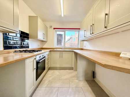2 bedroom House To Let - Photo 5
