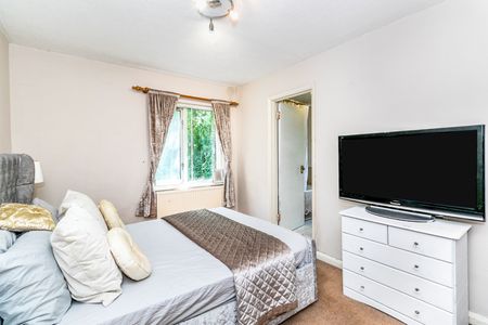 1 bedroom property to rent Clifton Road, Kingston upon Thames, KT2 - Photo 5