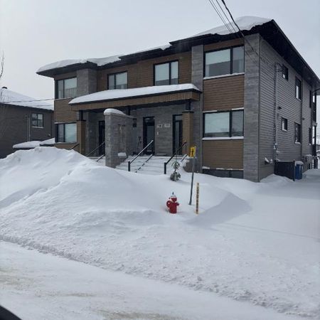 Condo haut de gamme à louer à Granby (Gestion Marc Breton) - Photo 4