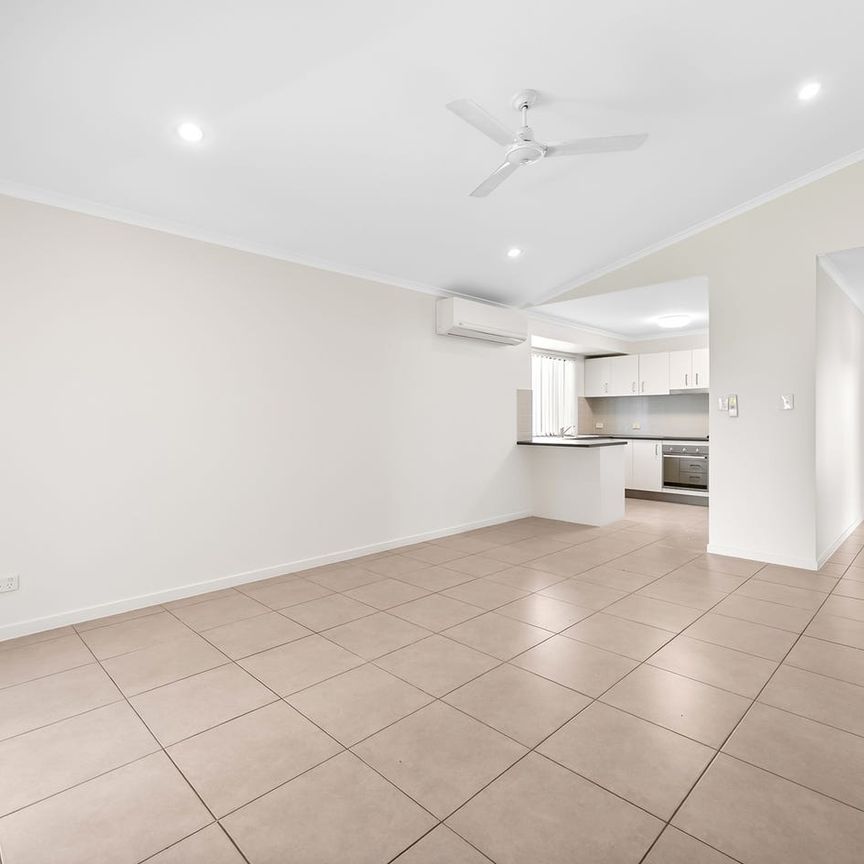 Four Bedroom Family Home in Brightwater Estate - Photo 1