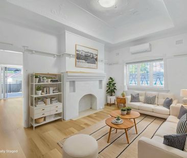 Beautiful Home! - Photo 1