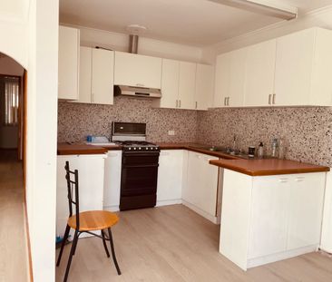 4 Bedroom House for rent at Villawood !!!!!!!!!!!!!!!! - Photo 5