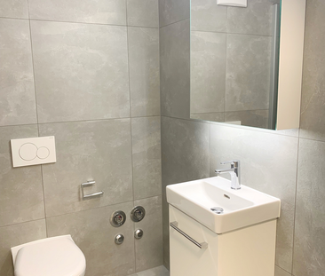 modernes Wohnen direkt an der Lüssel mit zwei Balkonen - Photo 1