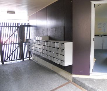 Studio on the ground floor at the basin - Photo 2