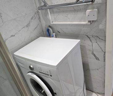 Malmköpingsvägen, Bandhagen - Photo 4