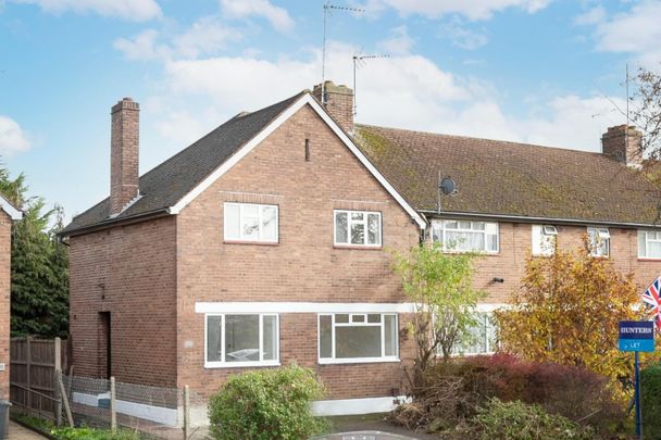 4 bedroom House To Let Total Size: 958 SQ FT - Photo 1