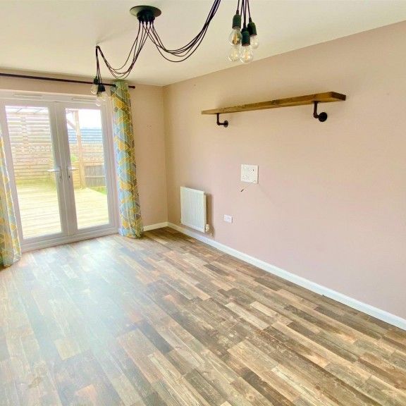 3 BED Detached house To rent - Photo 1