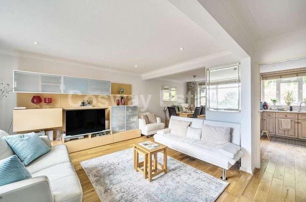 The Reddings, Mill Hill, NW7 - Photo 1