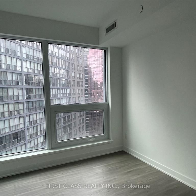 For Lease - 8 Wellesley Street Unit# 1703, Toronto, Ontario - Photo 1