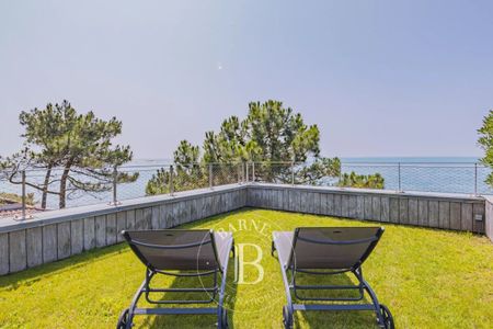 VILLA « BLACK » EN PREMIÈRE LIGNE AU PYLA-SUR-MER, AVEC 5 CHAMBRES, ACCÈS PRIVATIF À L'EAU ET VUE PANORAMIQUE BASSIN - CAPACITÉ 10 PERSONNES - Photo 3