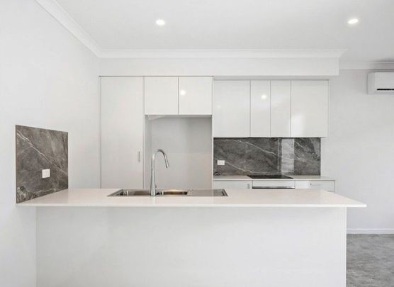 Modern 3 Bedroom Townhouse in Joyner - Photo 1