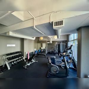 1 Bed 1 Bath Downtown Furnished Rental Edmonton - Photo 1