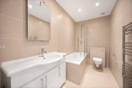 Glenloch Road, Belsize Park, London - Photo 2