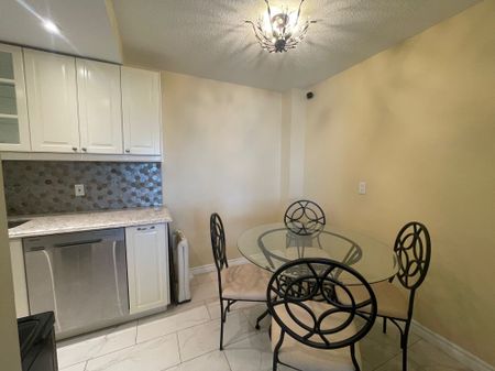 For Lease - 2556 Argyle Road Unit# 805, Mississauga, Ontario - Photo 5