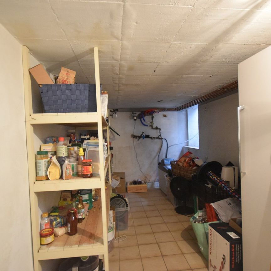 CHARMANTE WONING NABIJ CENTRUM ROESELARE - Foto 1