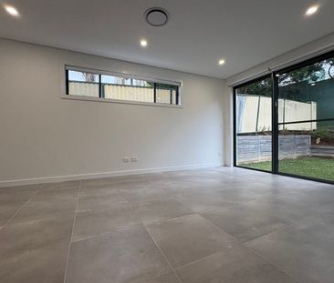 As New Duplex! - Photo 3