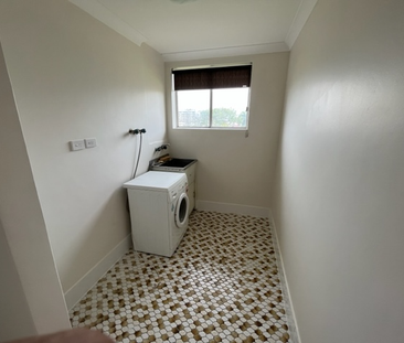 Unit 6, 152 River Terrace, Kangaroo Point, QLD - Photo 1