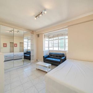 Studio to rent - Photo 3