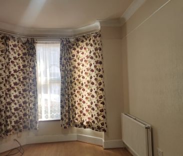 3 Bed Terraced House, Masterman Road, E6 - Photo 1