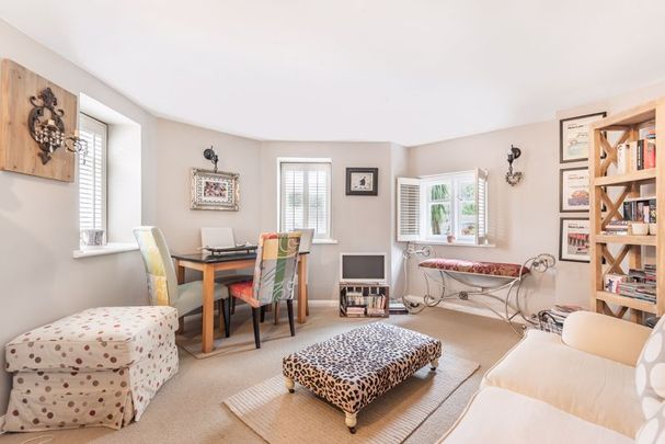 Fair Hill Godaming, Surrey - 1 bedroomProperty for lettings - Seymours - Photo 1