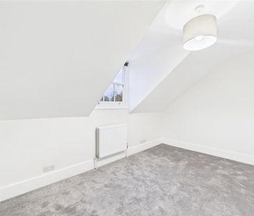 2 bedroom maisonette to rent - Photo 2