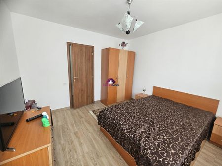 1 camera dintr-un apartament cu 3 camere. - Fotografie 2