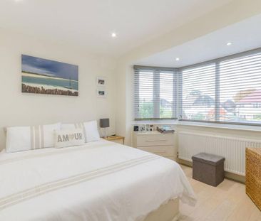 5 bedroom semi-detached house to rent - Photo 4