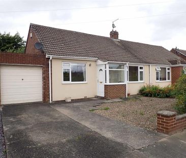 2 bedroom semi-detached bungalow to rent - Photo 4