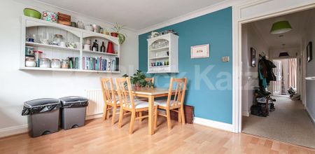 Beautiful 2 bed in a period conversion in the heart or Crouch End - Photo 3