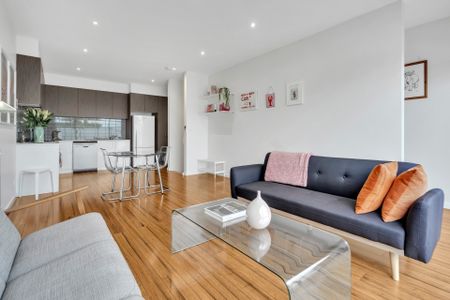 Townhouse In Prime Moonee Ponds Location. - Photo 2
