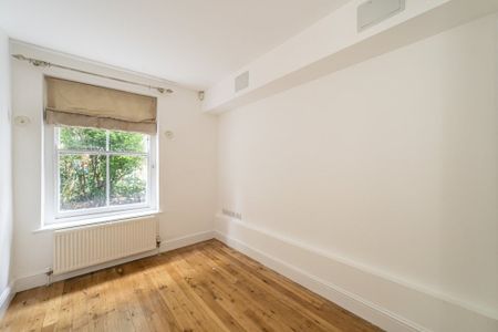 3 bedroom flat to rent - Photo 3