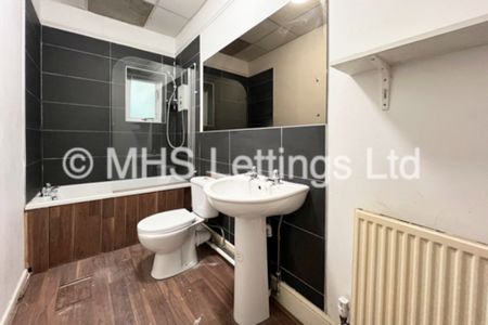 Room 4, 43 Regent Park Terrace, Leeds, LS6 2AX - Photo 3