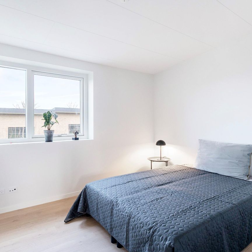 MODERNE OG FLOT 4-VÆRELSES RÆKKEHUS PÅ ENGBODALEN - Foto 1