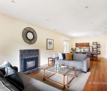 20 Kalang Road, Camberwell VIC 3124 - House For Rent | Domain - Photo 2