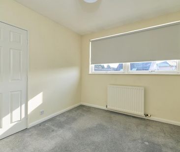 4 bedroom detached house to rent - Photo 4