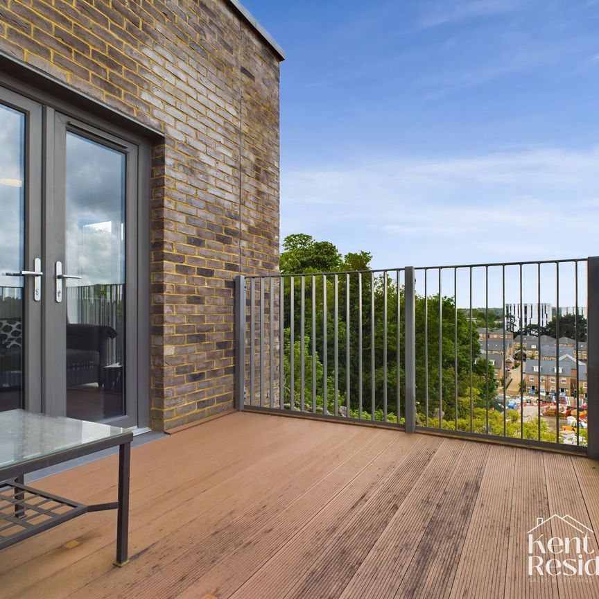 2 bed apartment to rent in Rosalind Drive, Maidstone, ME14 - Photo 1