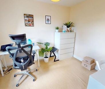 3 bedroom end of terrace house to rent - Photo 6