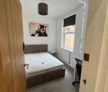 2 bedroom flat to rent - Photo 6